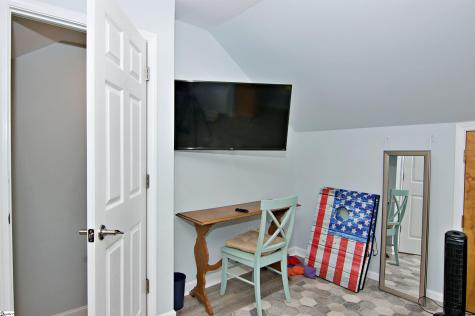 206 Petty Road Seneca SC 29672