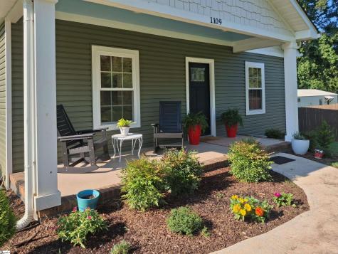 1109 Gordon St Extension Greenville SC 29611