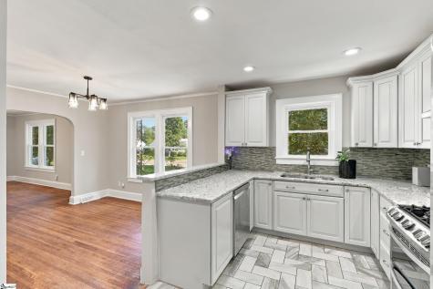 209 Tindal Road Greenville SC 29617