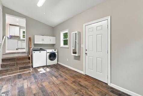 209 Tindal Road Greenville SC 29617