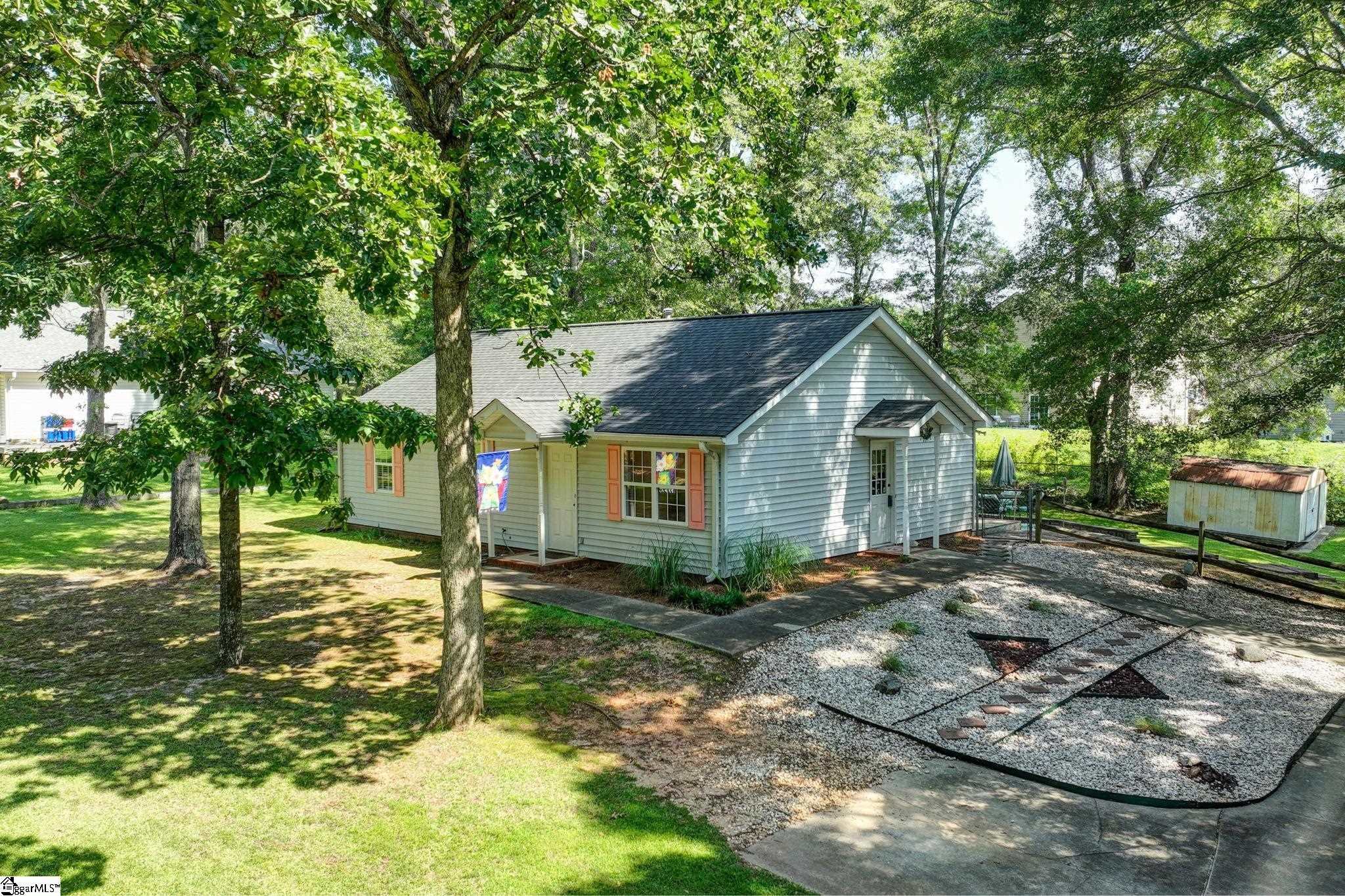 139 Hughes Street Fountain Inn SC 29644