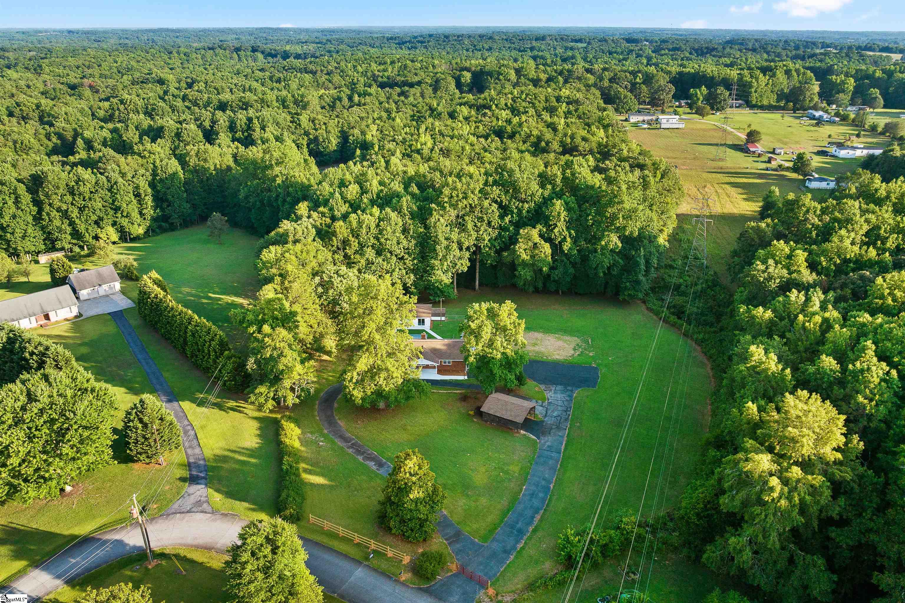 205 Margate Circle Chesnee SC 29323