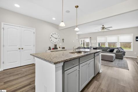 313 Balsa Way Seneca SC 29678