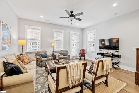 15 Whitner Street Greenville SC 29601