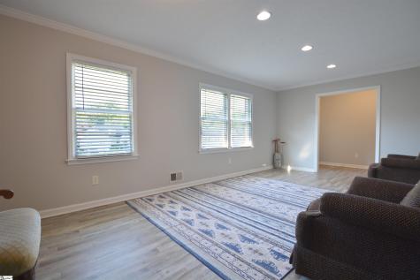 5 Notre Dame Drive Greenville SC 29617