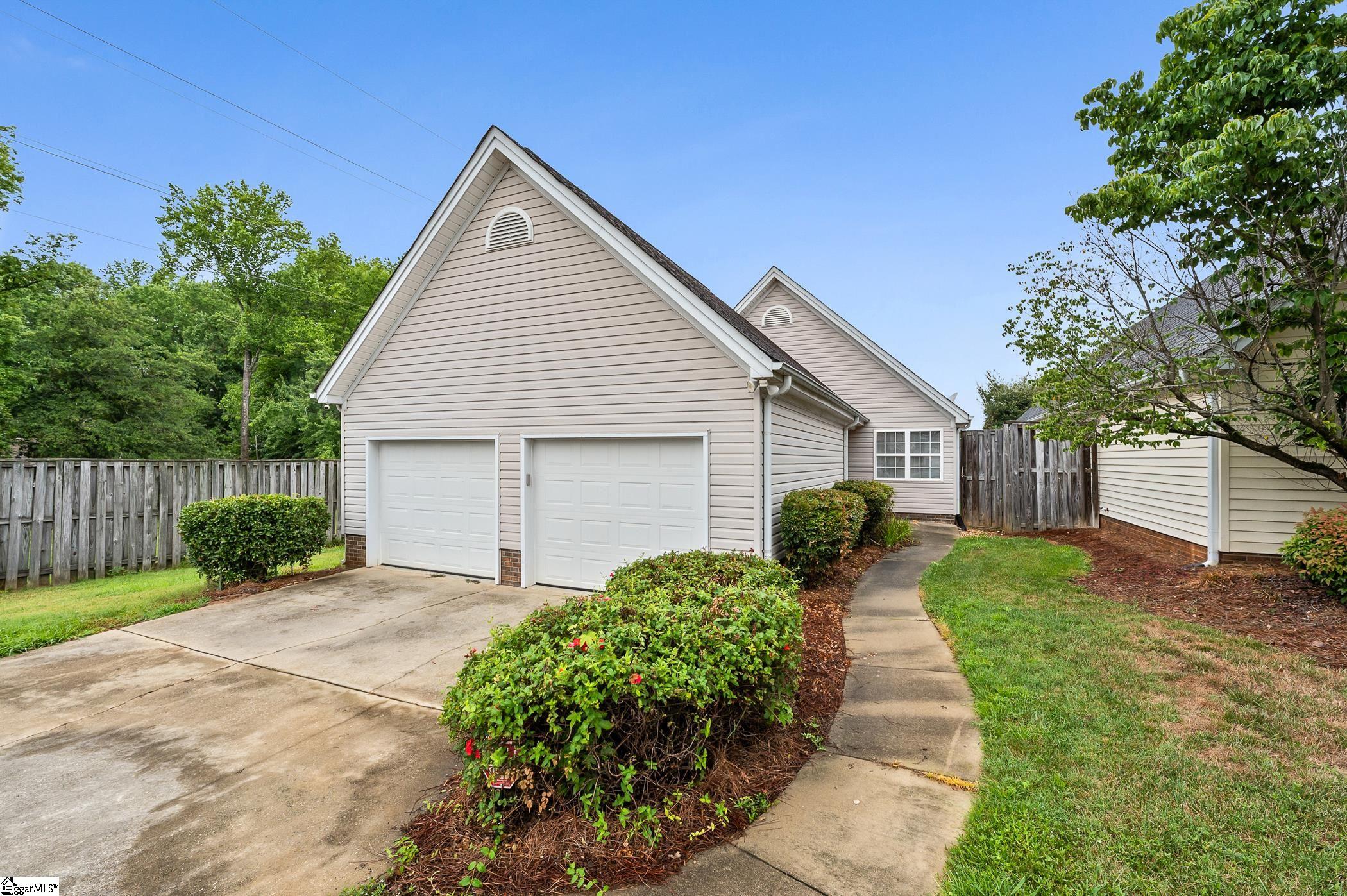 1016 Bradford Place Greenville SC 29615