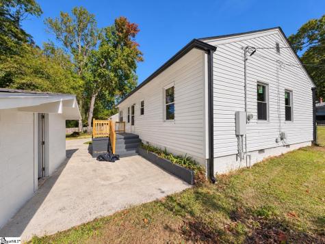 9 Blythewood Drive Greenville SC 29607