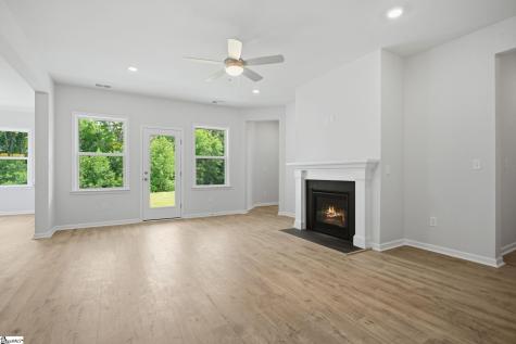 130 Teal Lane Seneca SC 29678