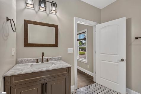16 Welch Street Greenville SC 29605
