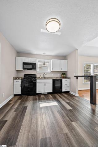 405 Hill Street Easley SC 29640