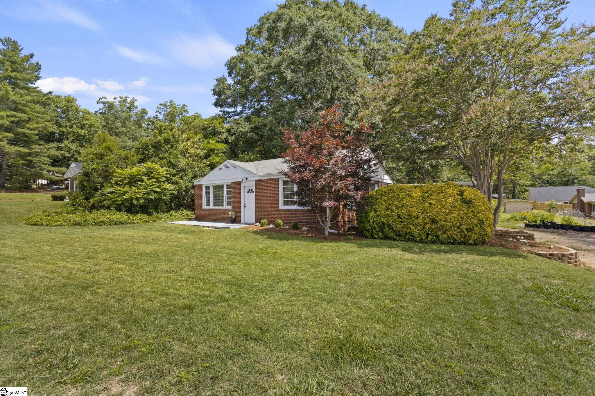 1902 Old Parker Road Greenville SC 29609
