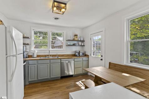 1902 Old Parker Road Greenville SC 29609