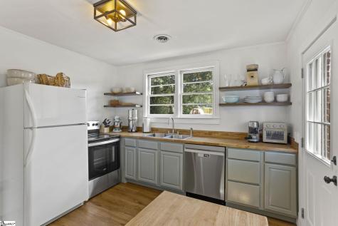 1902 Old Parker Road Greenville SC 29609
