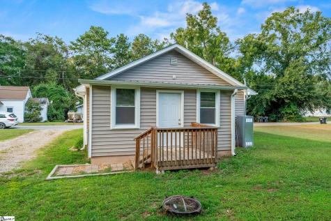 304 Cherry Street Belton SC 29627