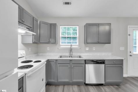 208 Riverbreeze Road Greenville SC 29611