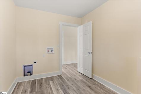 183 Wittmore Lane Cleveland SC 29635