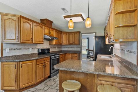 115 Heathwood Road Easley SC 29640