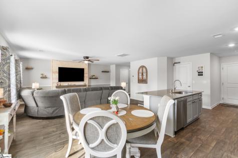 110 Southern Magnolia Lane Laurens SC 29360
