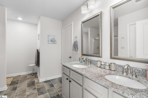 110 Southern Magnolia Lane Laurens SC 29360