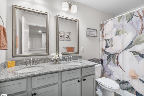 110 Southern Magnolia Lane Laurens SC 29360