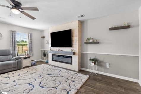110 Southern Magnolia Lane Laurens SC 29360
