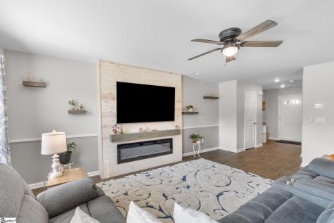 110 Southern Magnolia Lane Laurens SC 29360