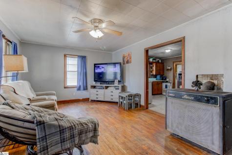 503 Wylie Street Gaffney SC 29340