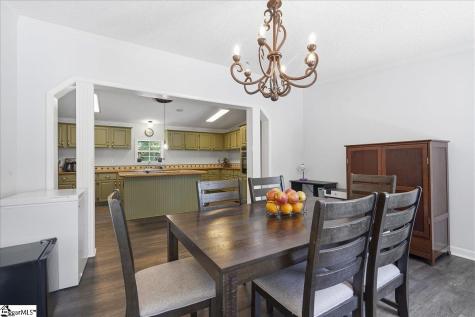 637 Ranch Road Laurens SC 29360