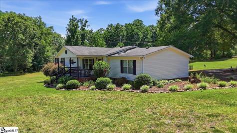637 Ranch Road Laurens SC 29360