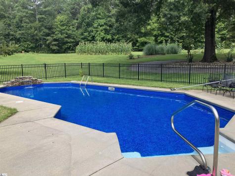 637 Ranch Road Laurens SC 29360