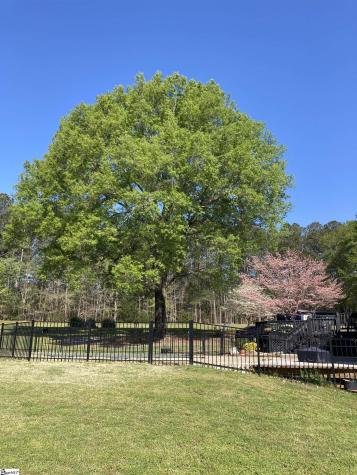 637 Ranch Road Laurens SC 29360