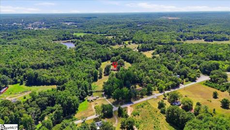 637 Ranch Road Laurens SC 29360