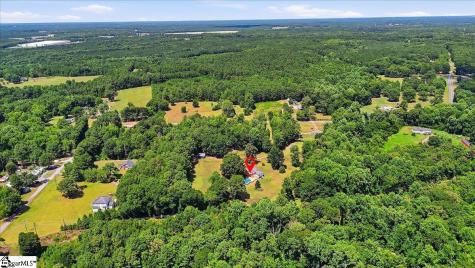 637 Ranch Road Laurens SC 29360