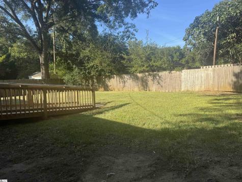 2217 Aleaf Terrace Spartanburg SC 29302