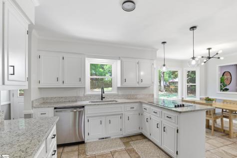 302 Pine Wood Drive Greenville SC 29607