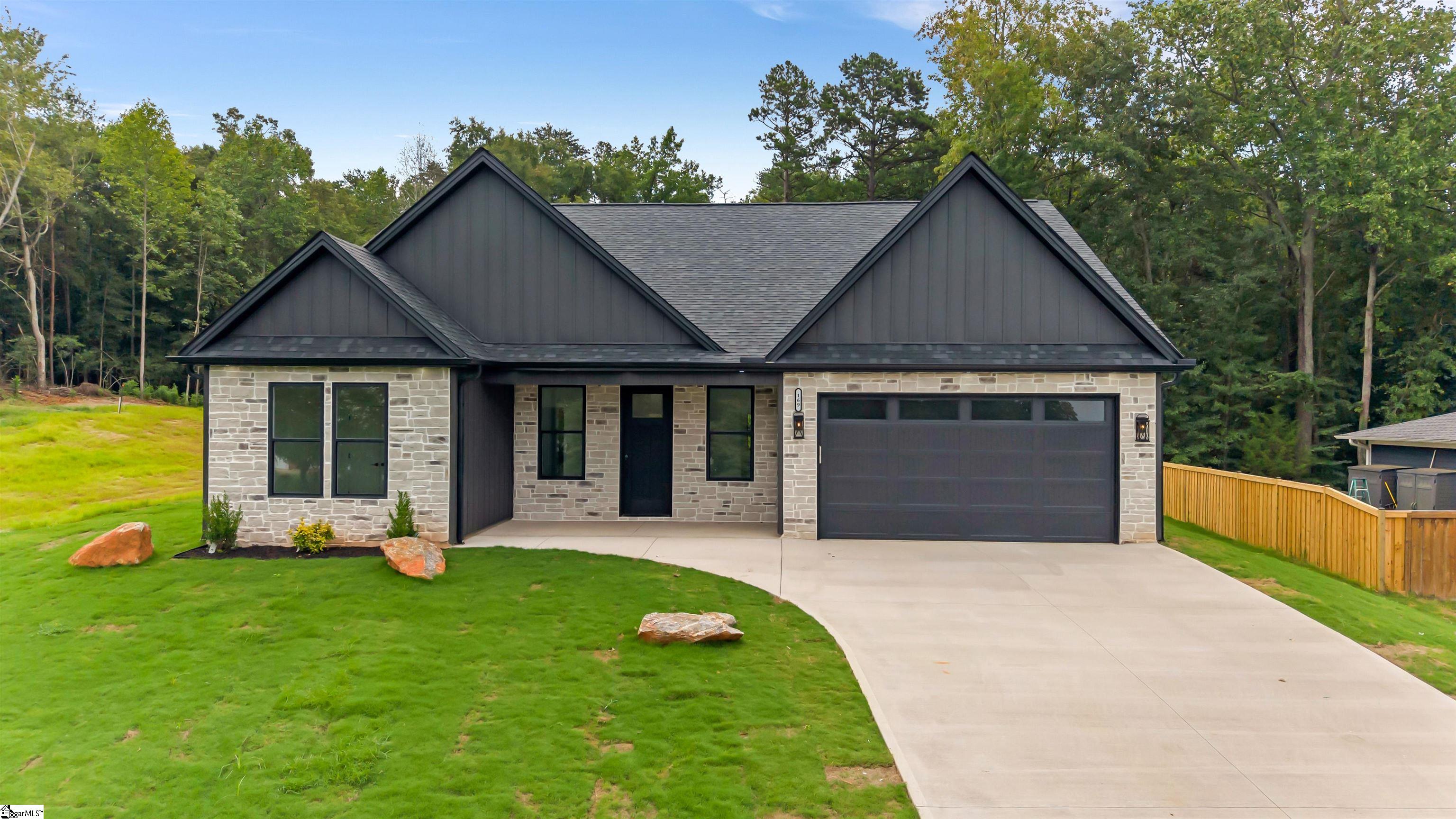 169 Lakeshore Drive Chesnee SC 29323