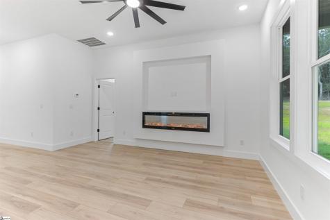 169 Lakeshore Drive Chesnee SC 29323