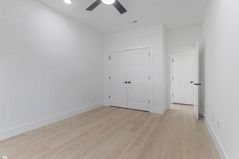 169 Lakeshore Drive Chesnee SC 29323