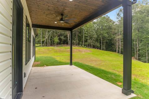 169 Lakeshore Drive Chesnee SC 29323
