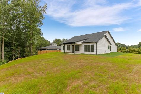 169 Lakeshore Drive Chesnee SC 29323
