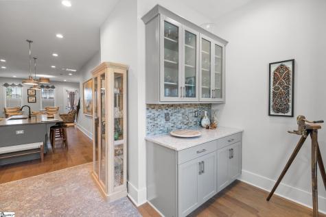 17 Whitner Street Greenville SC 29601