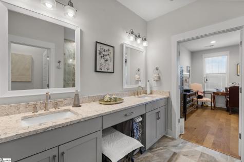 17 Whitner Street Greenville SC 29601