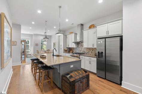 17 Whitner Street Greenville SC 29601