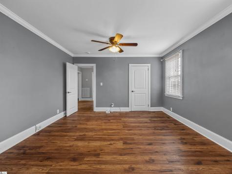17 Crystal Avenue Greenville SC 29605
