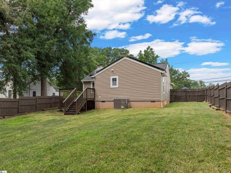 17 Crystal Avenue Greenville SC 29605