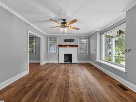 17 Crystal Avenue Greenville SC 29605