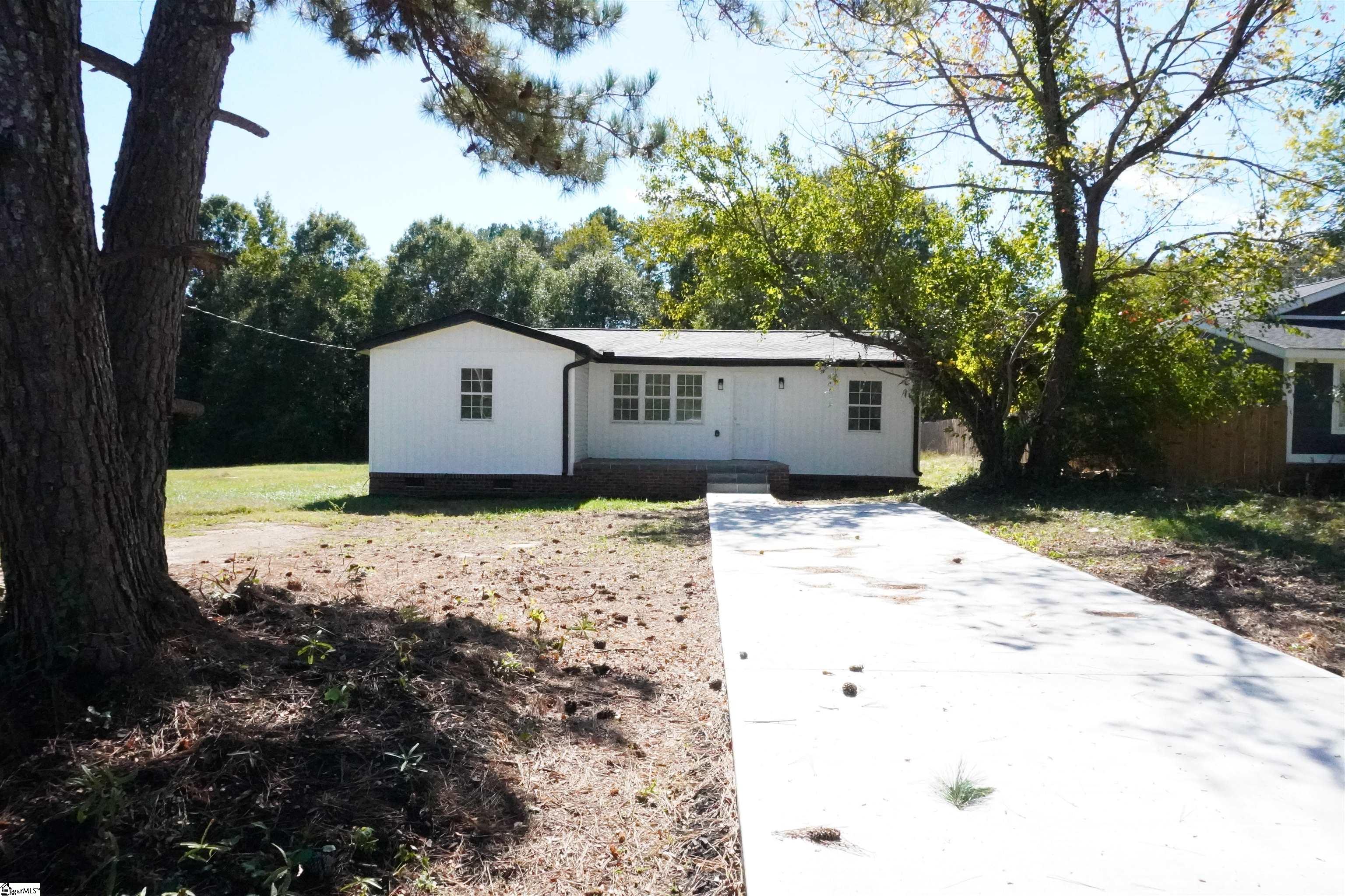 12 Scott Drive Greenville SC 29611
