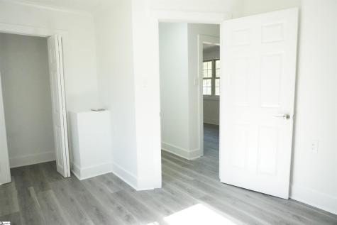 12 Scott Drive Greenville SC 29611