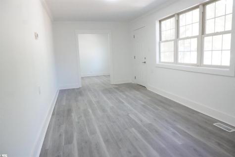 12 Scott Drive Greenville SC 29611