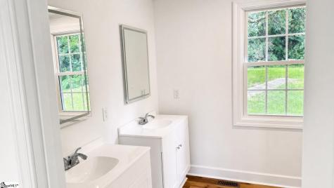 105 S Estate Drive Greenville SC 29605